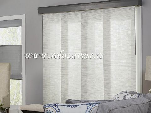 Postoji veliki izbor luksuznih materijala za panel zavese. Svaki od modela predstavlja unikatan stil za vaš prozor.