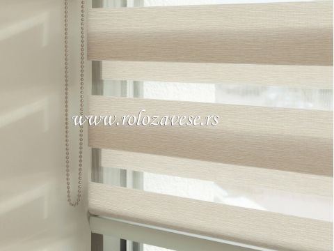 Lančić na zebra zavesama se po želji može postaviti na levu ili desnu stranu mehanizma.