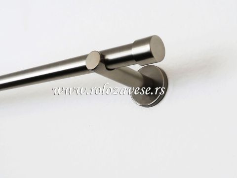 Nudimo vam sve modele stilskih garnišni u beloj, crnoj, mat ili metalik sivoj boji.