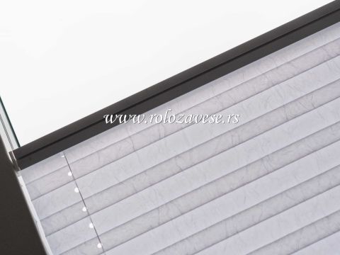 Okvir za plise mehanizme se proizvodi od aluminijuma.