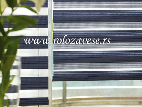 Zebra zavese sa dva lica se mogu napraviti od posebnih uzoraka platna iz naših kataloga.